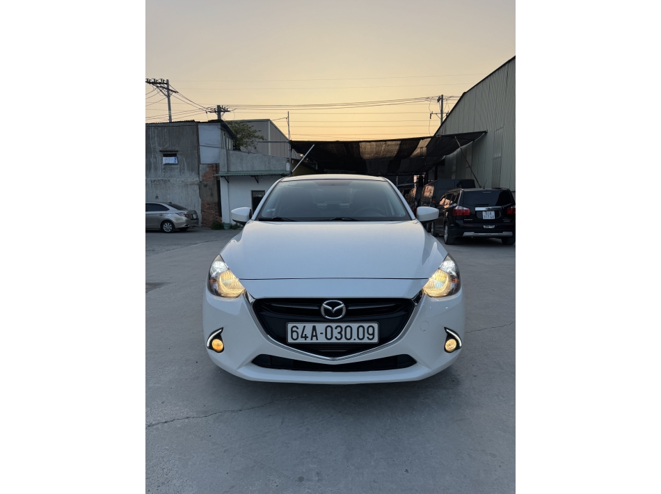 Mazda2 2016