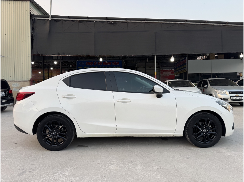 Mazda2 2016
