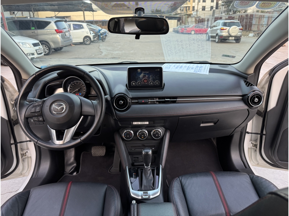 Mazda2 2016